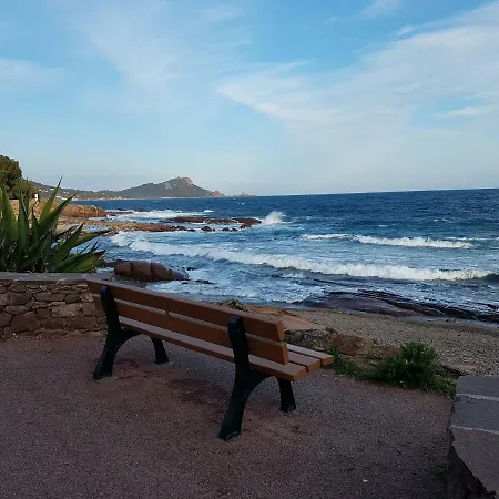 - Bord De Lägenhet *